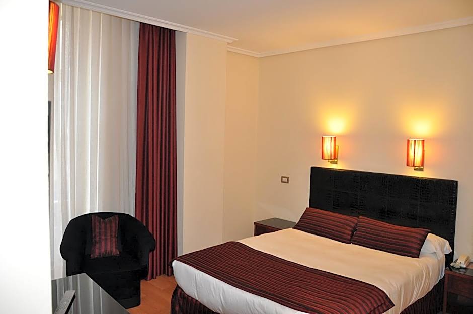 Hotel Compostela Vigo