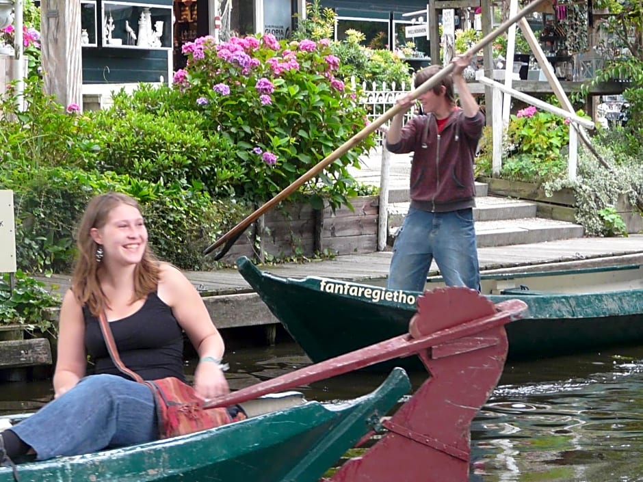 B&B De Galeriet Giethoorn