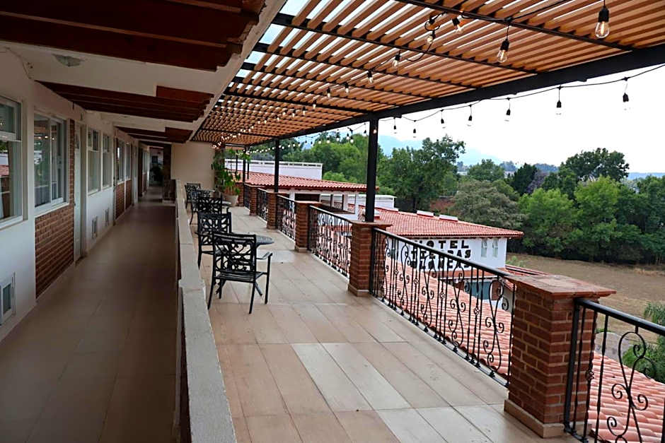Hotel Tierras Blancas
