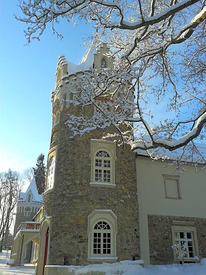 Chateau Herálec Boutique Hotel & Spa by L'Occitane