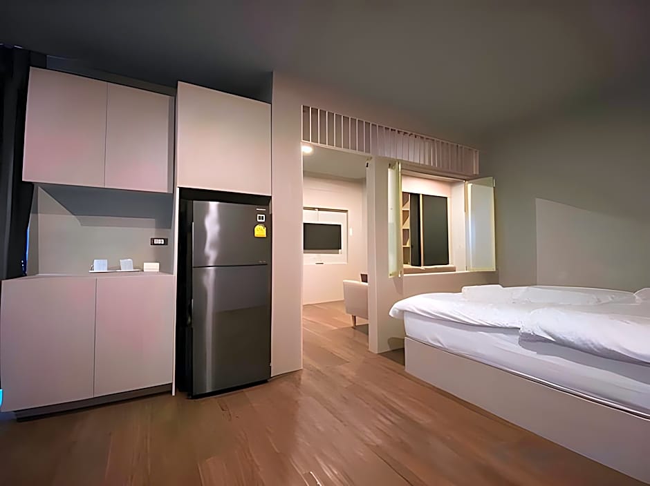44 Room Rama 3