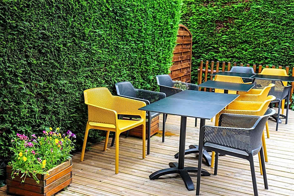 ibis Calais Car Ferry