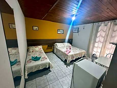 Triple Room with Bath