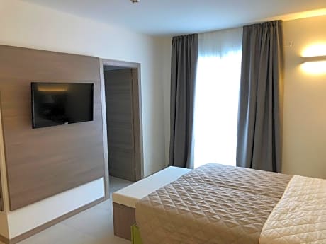 Junior Suite with Terrace