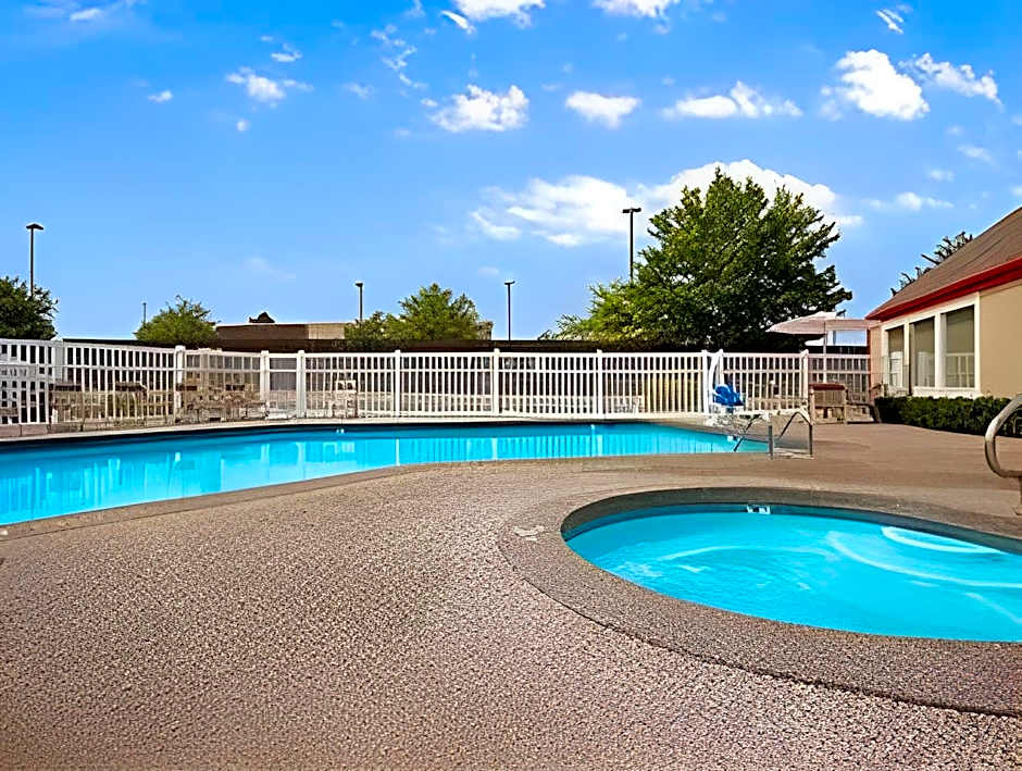 Affordable Suites of America Grand Rapids