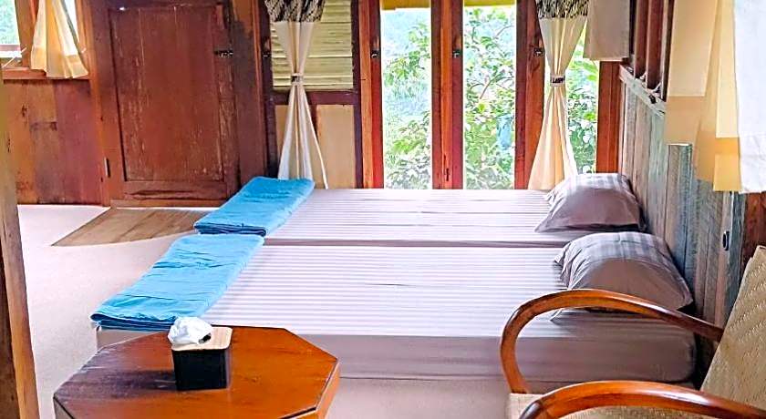 Omah Hanoman Turu By Kebun Hanoman