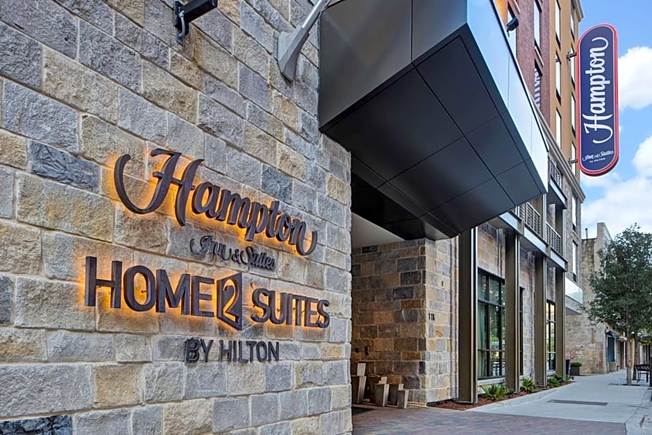 Hampton Inn By Hilton & Suites San Antonio Riverwalk