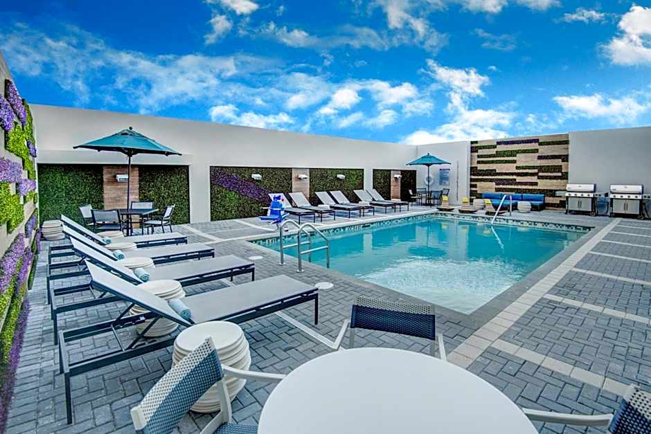TownePlace Suites by Marriott Miami Airport