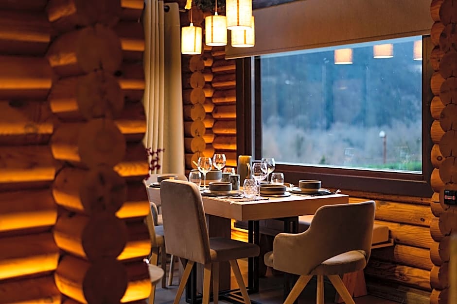 Evritos Villas & Suites with pool