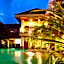 Super OYO Townhouse Oak Maxi Hotel Legian
