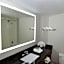 Rock Island Inn & Suites Marshalltown