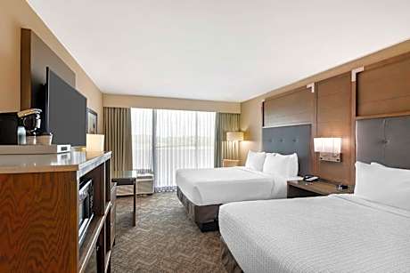 2 Queen Beds, Non-Smoking, Stadium View, Pillow Top Mattress, Microwave And Refrigerator, Wi-Fi, Ful