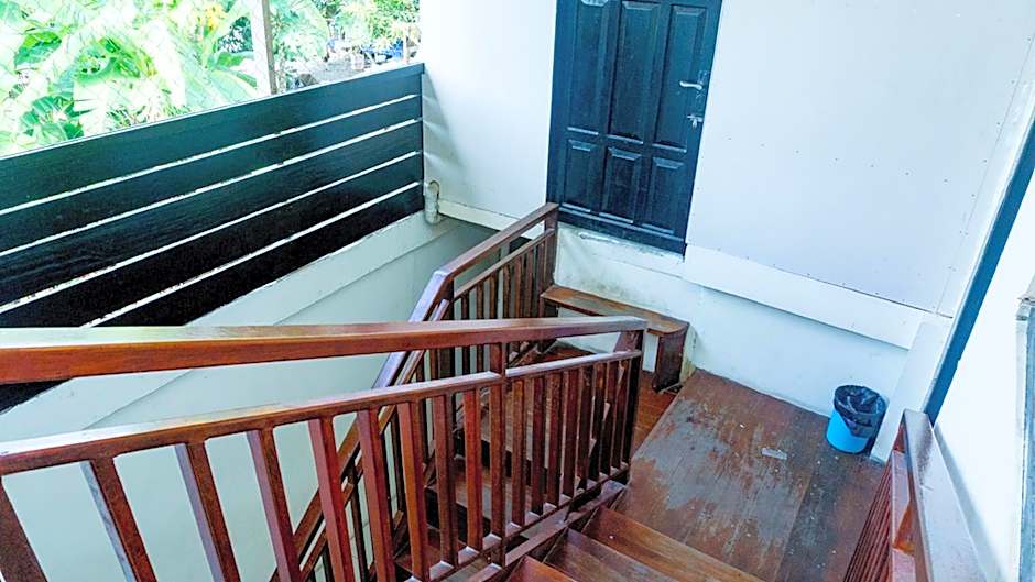 RedDoorz near Sentani Airport Jayapura