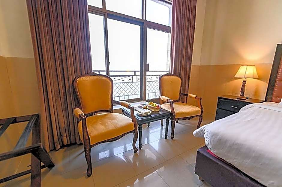 Hotel One Mall Road Murree