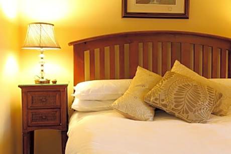 Double or Twin Room with Shower