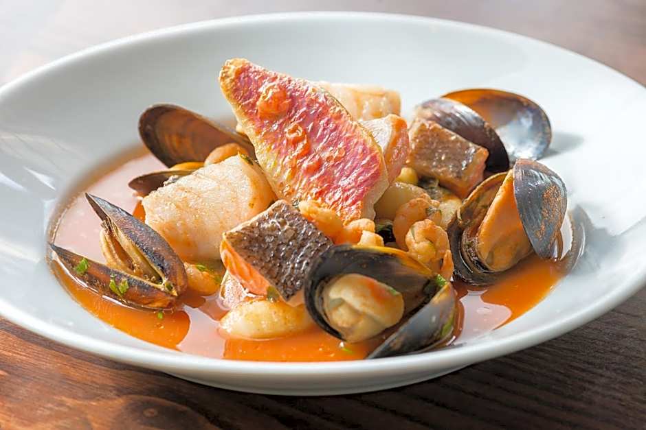 The Crown Manor House Hotel