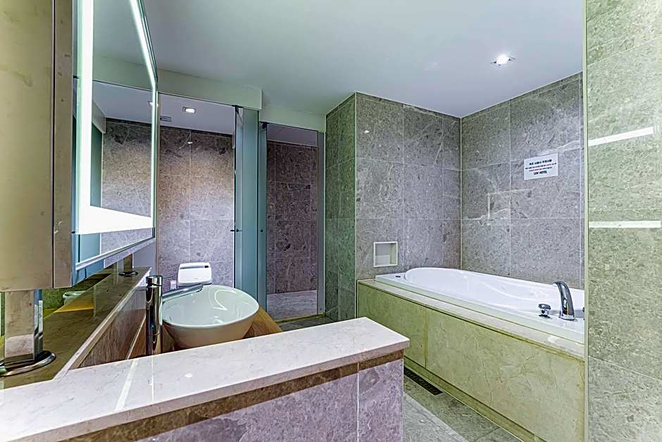 Business Design Hotel Luv