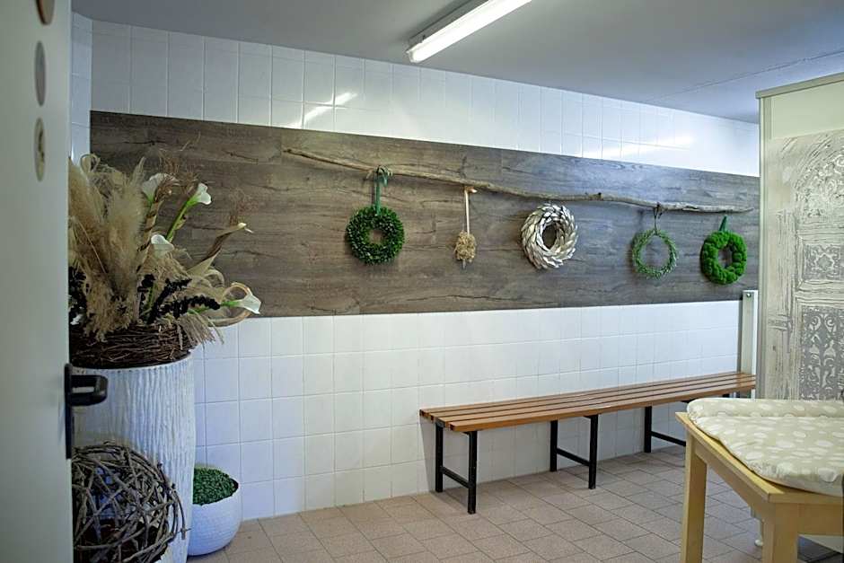 Seehaus Mamming - Hotel - Schlaffässer - Biergarten - Camping