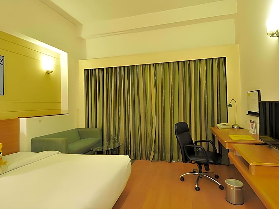 Lemon Tree Hotel East Delhi Mall