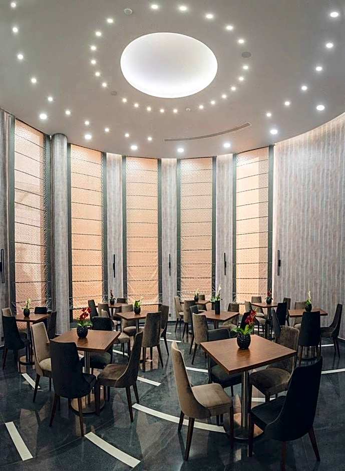 LOUIS V HOTEL LEBANON