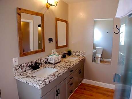 Tahoe City Inn