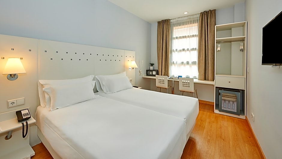 NH Express Las Artes