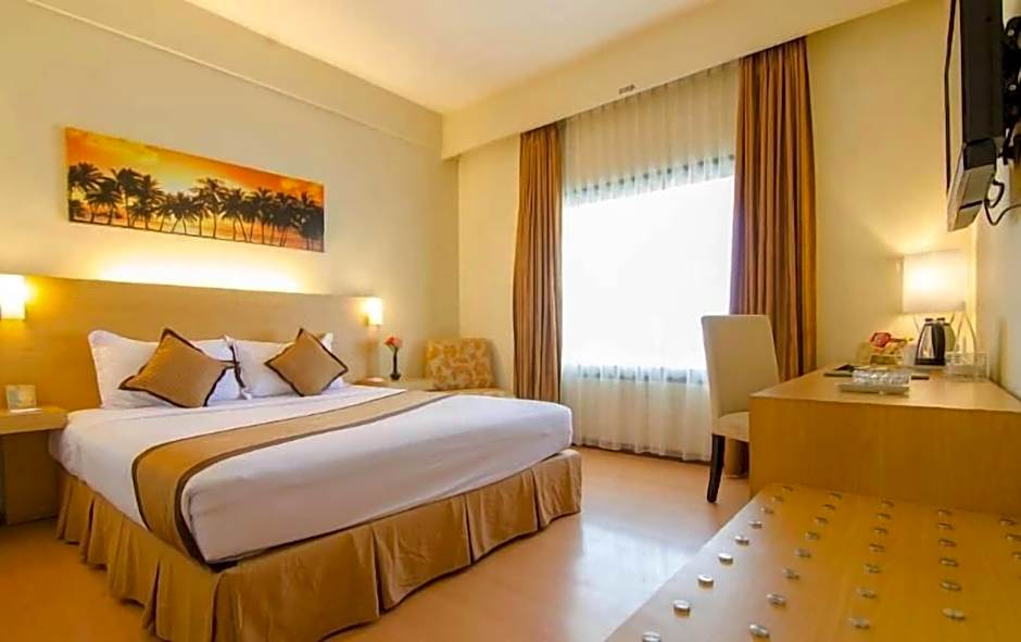 Lux Tychi Hotel Malang