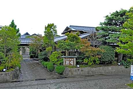 Standard Japanese-Style Quadruple Room