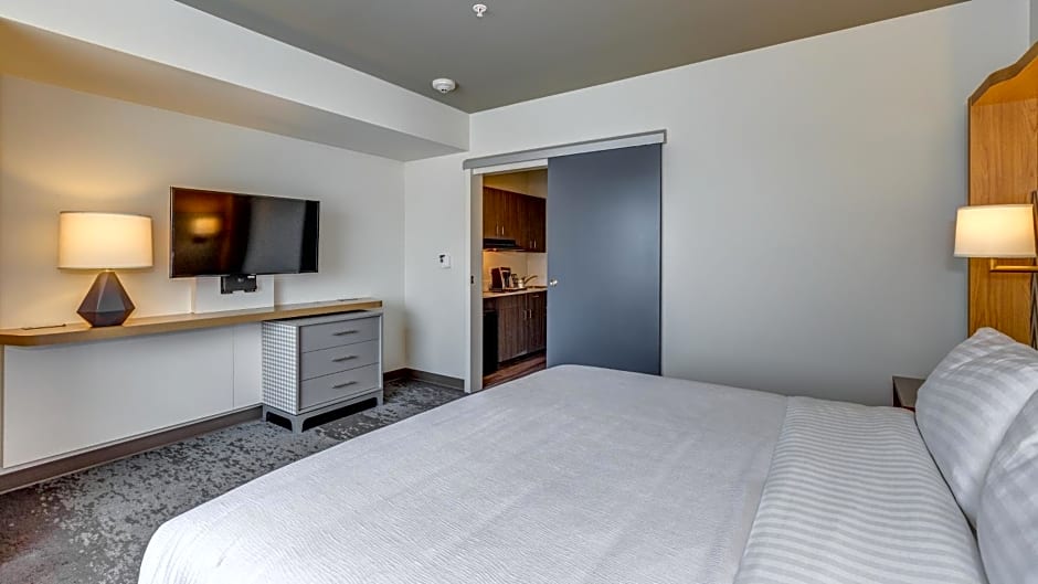 Holiday Inn Bellingham, an IHG Hotel