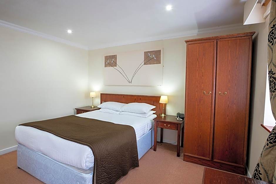 Beaufort Park Hotel