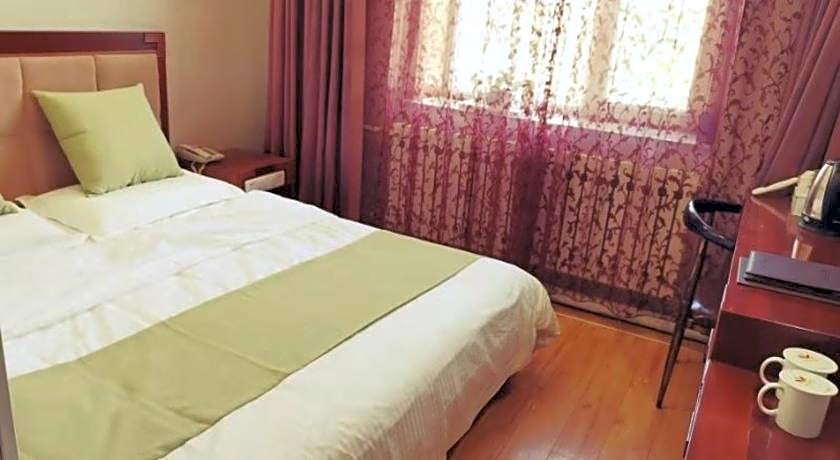 GreenTree Alliance Hulunbeier Zhalantun Railway Station Hotel