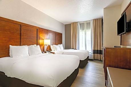 Queen Suite with Two Queen Beds - Non-Smoking