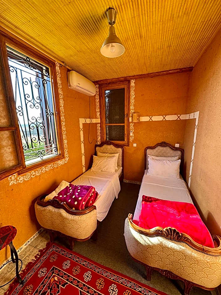 Villa Mouloud, Authentic Amazigh Family Villa, Fireplace & Garden