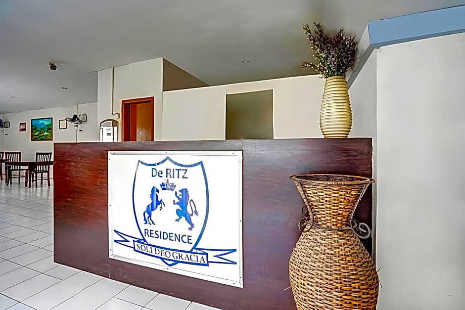 RedDoorz Plus near Galaxy Mall