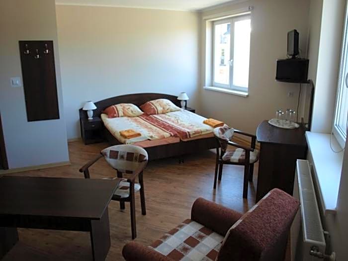 Willa Białe Piaski Pokoje i Noclegi Białogóra