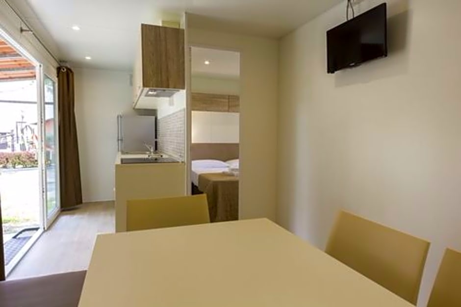 The Garda Village - Near Spiaggia Brema