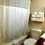 Country Garden & Suites-Benton