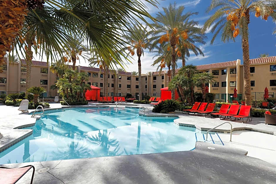 Silver Sevens Hotel & Casino