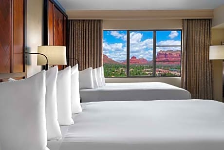 Suite 2 Queen Beds (Redrock View)