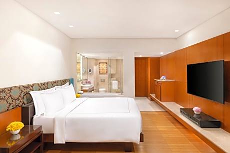 Superior Room king bed