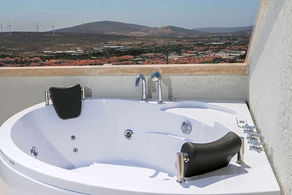 Avalon Boutique Hotel & Suites