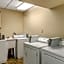 Econo Lodge Inn & Suites Radford-Blacksburg Area