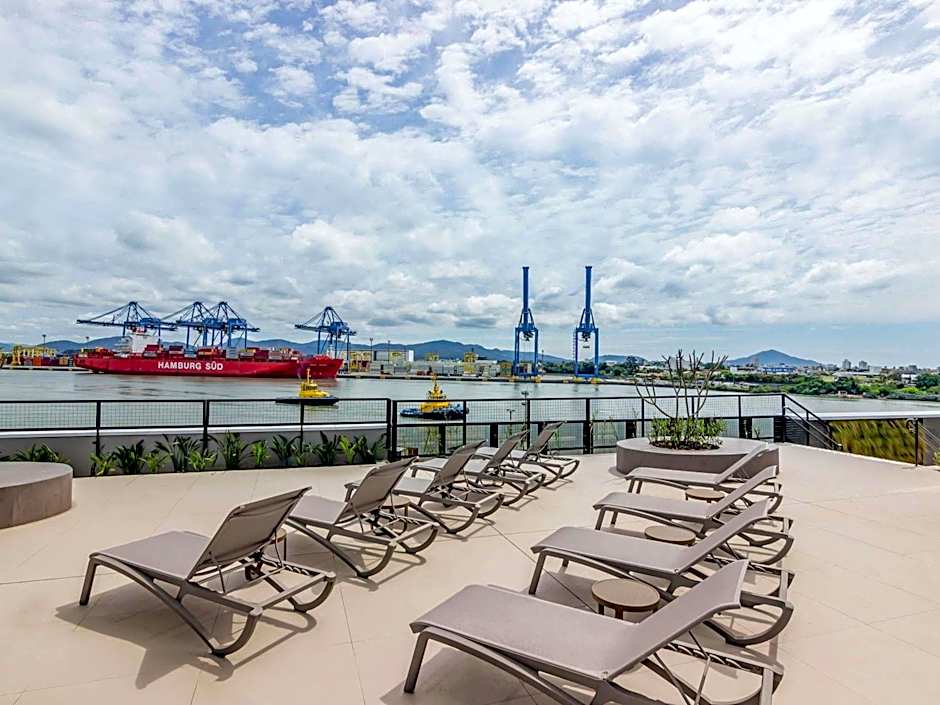 Mercure Itajaí Navegantes