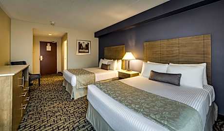 Standard Room with Two Queen Beds