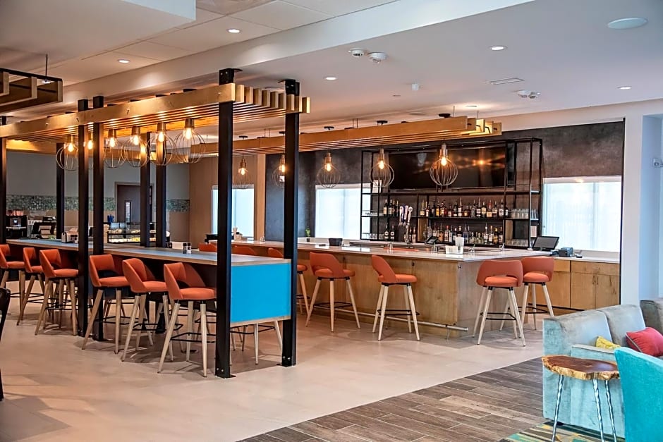 Holiday Inn & Suites - Savannah Airport - Pooler, an IHG Hotel