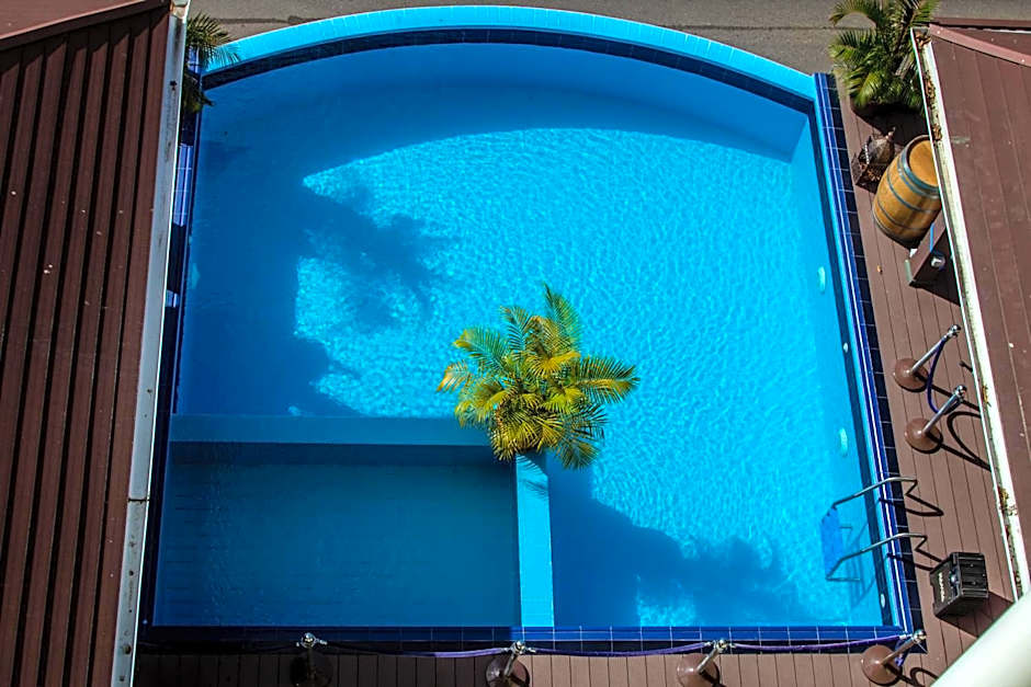 Treasure Cove Hotel & Restaurant