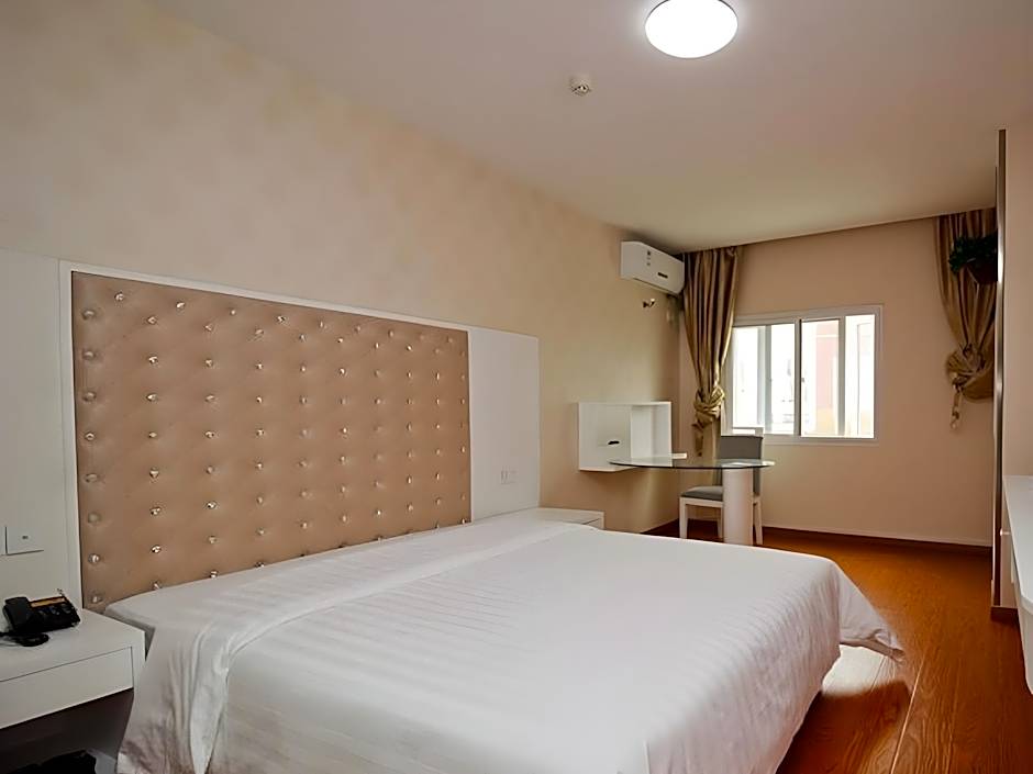 7 Days Inn Hefei Railway Metro Station