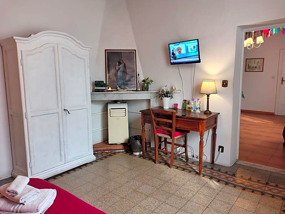 "LA MAISON DEL CORSO" Hospitality