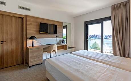 Double Room with View