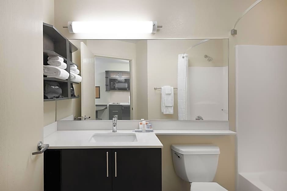 Candlewood Suites Charlotte - Arrowood By IHG